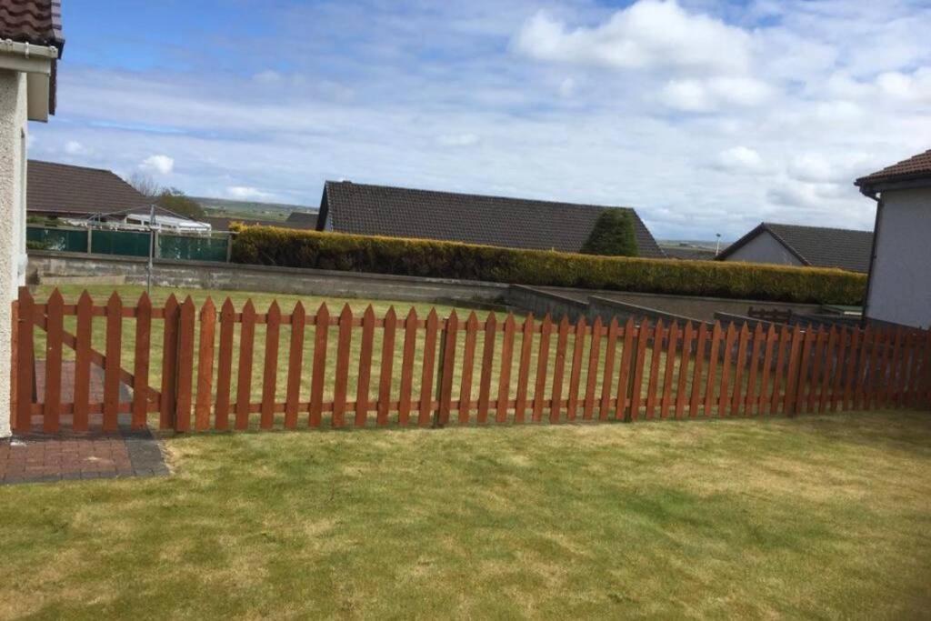 Two Bed Bungalow With Garage And Hot Tub Appartamento Thurso Esterno foto